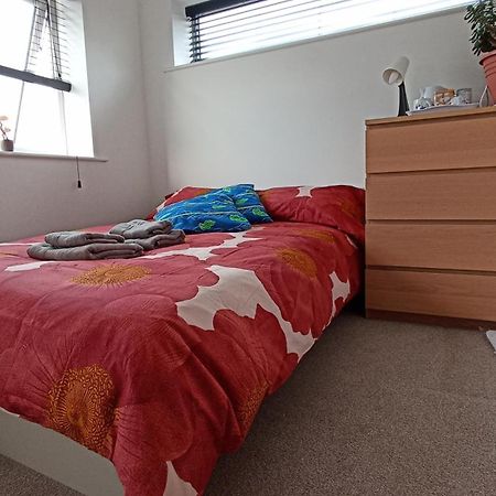 Arena House Bed & Breakfast แมนเชสเตอร์ ภายนอก รูปภาพ