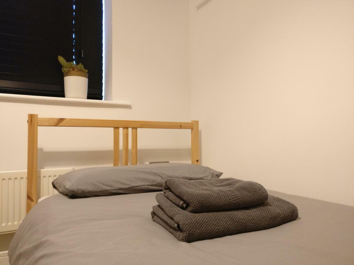 Arena House Bed & Breakfast แมนเชสเตอร์ ภายนอก รูปภาพ